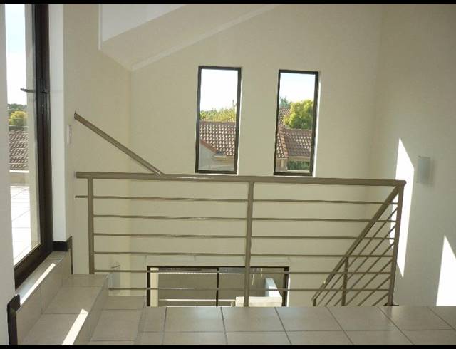 1 BEDROOM PROPERTY TO RENT IN DOUGLASDALE